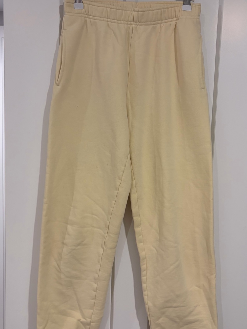 TNA Cozy Fleece Yellow Sweatpants 💛